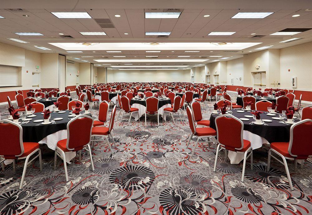 Wyndham Sacramento Hotel Carmichael Bagian luar foto