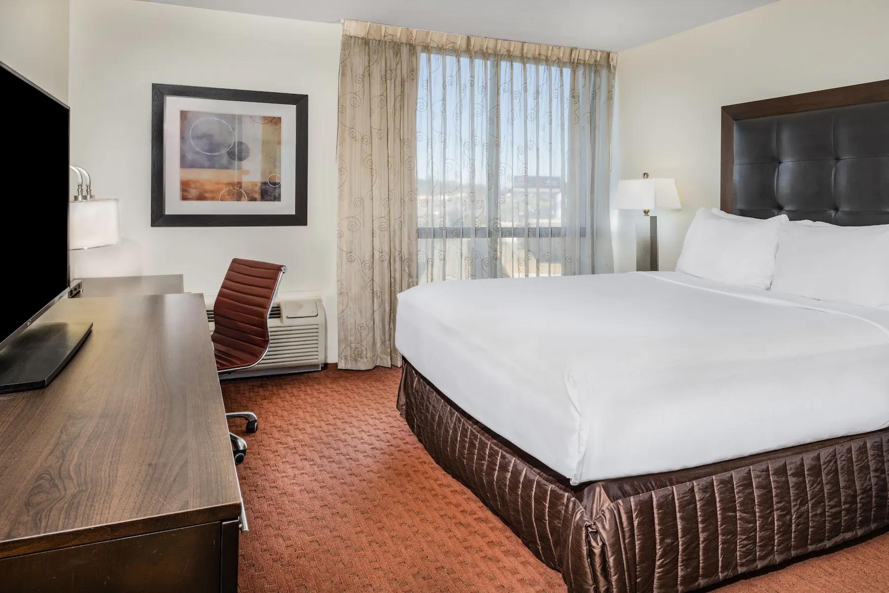 Wyndham Sacramento Hotel Carmichael Bagian luar foto